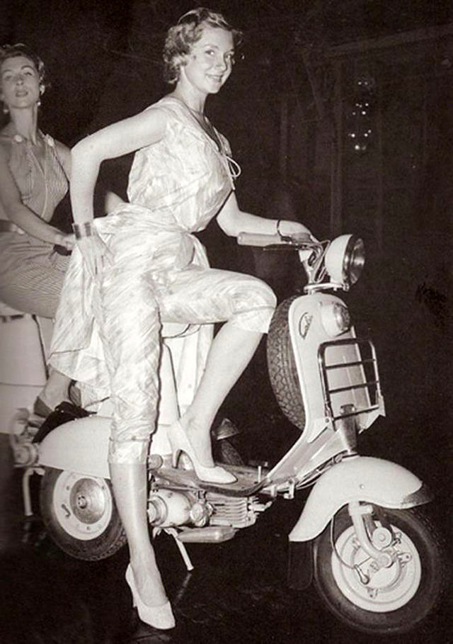 Fashion and Freedom: Vintage Photos of Women on Their Scooters