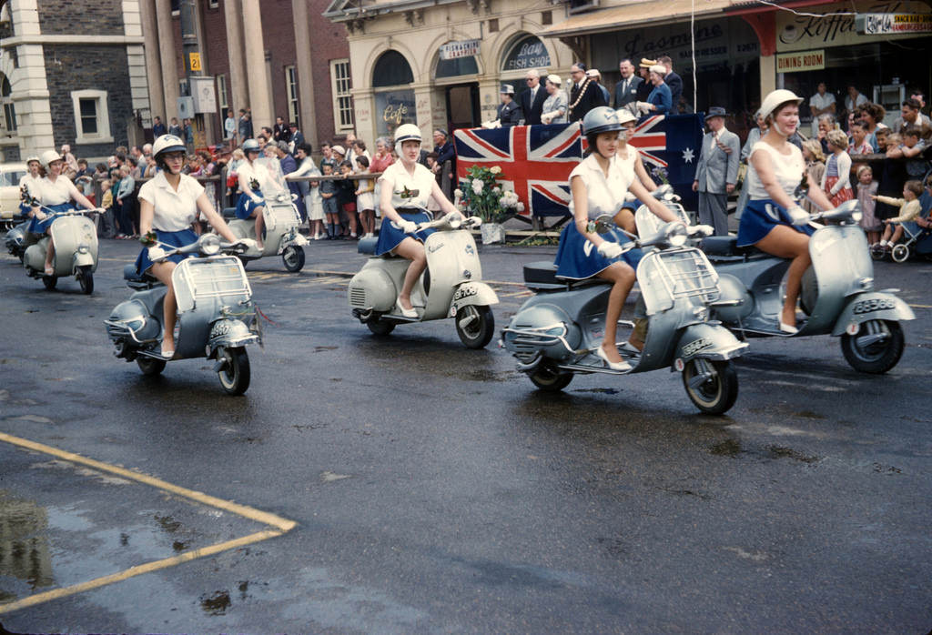 Fashion and Freedom: Vintage Photos of Women on Their Scooters