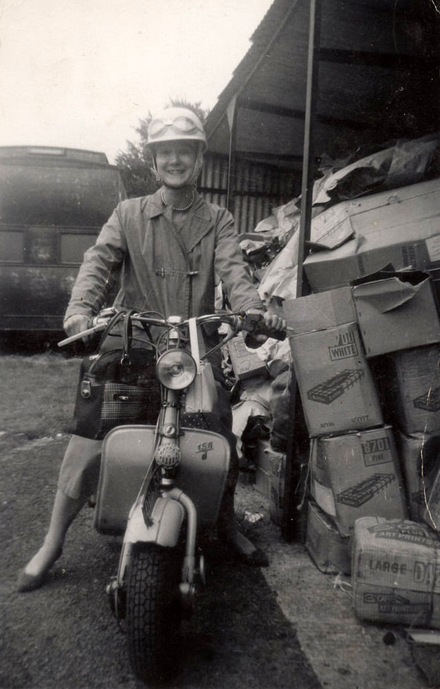 Fashion and Freedom: Vintage Photos of Women on Their Scooters