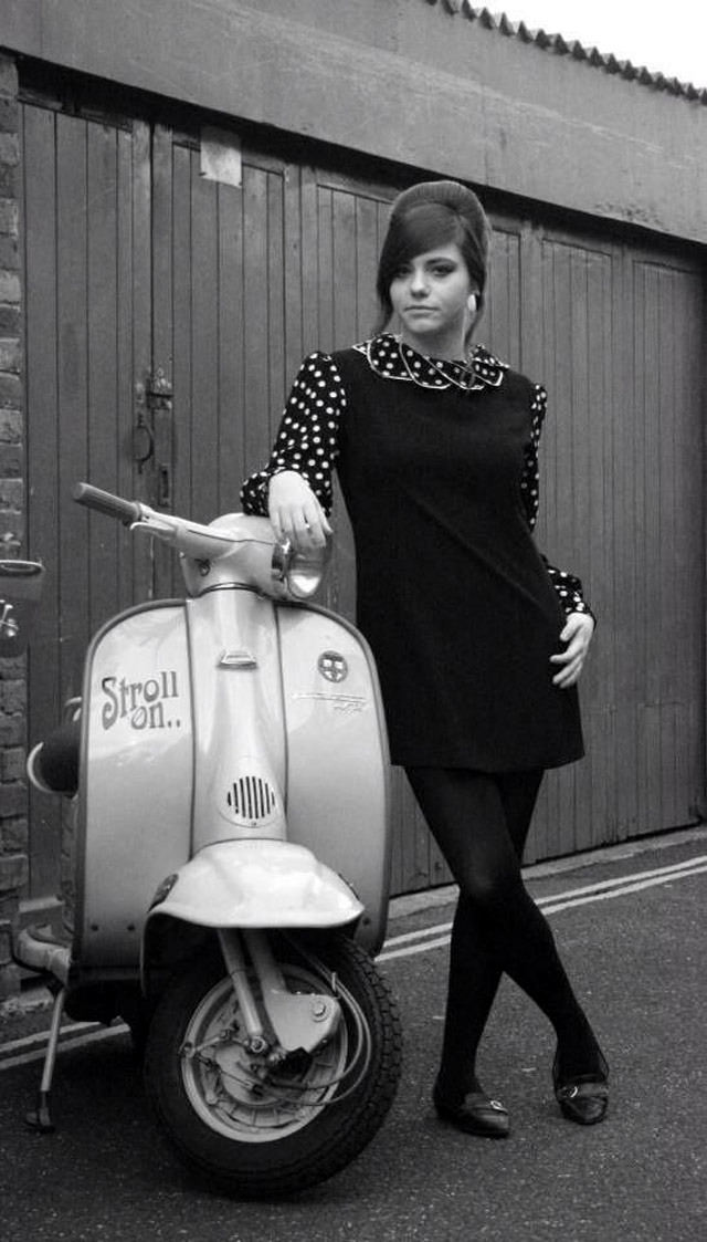 Fashion and Freedom: Vintage Photos of Women on Their Scooters