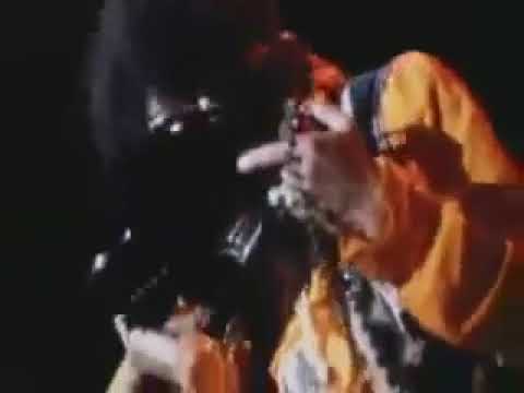 Jimi Hendrix Plays Guitar With His Teeth