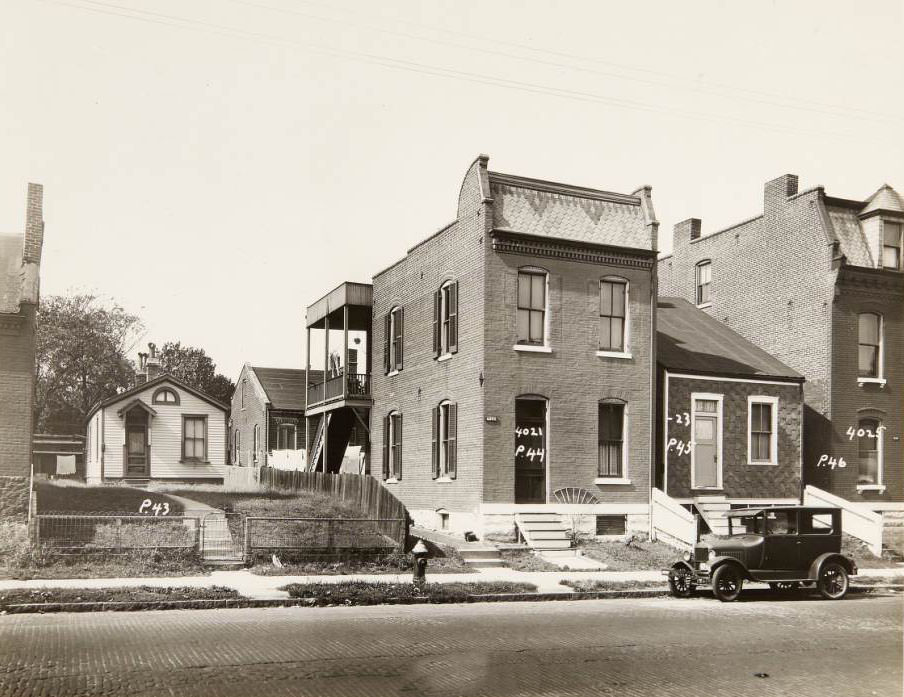 Number of homes along the 4000 block of North Florissant, including houses at 4021, 4023, and 4025, 1930