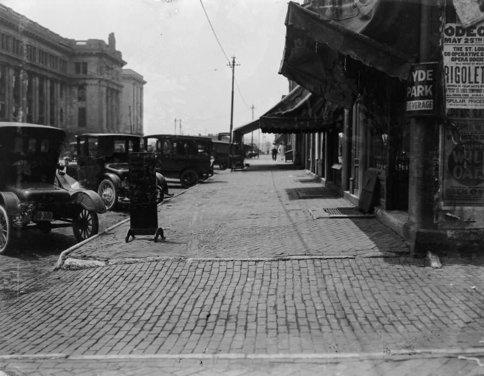 Side view of old Municipal Courts Building at 1300 Market St. from 14th St, 1930