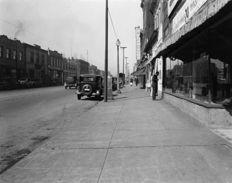 Looking west on Easton Ave at Deer Ave. P.J. Farrington & Sons' Furniture store occupied 4519 Easton, 1930