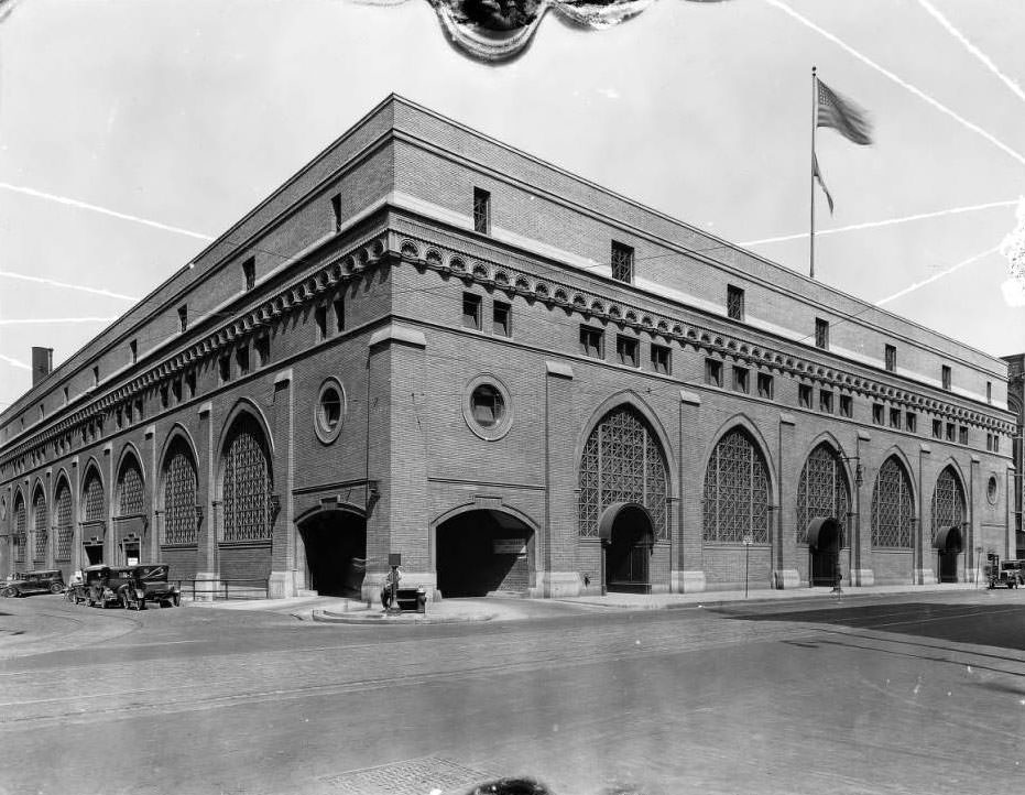 View of Union Market building at 701 N. Broadway, 1930