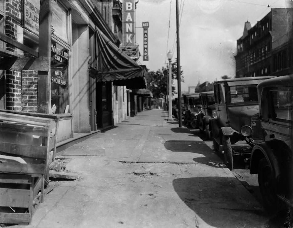View of several buildings on the 4000 block of Olive Street between Vandeventer and Sarah, 1930