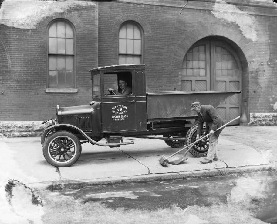 Streets and Sewers Department vehicle, the Broken Glass Patrol, 1931