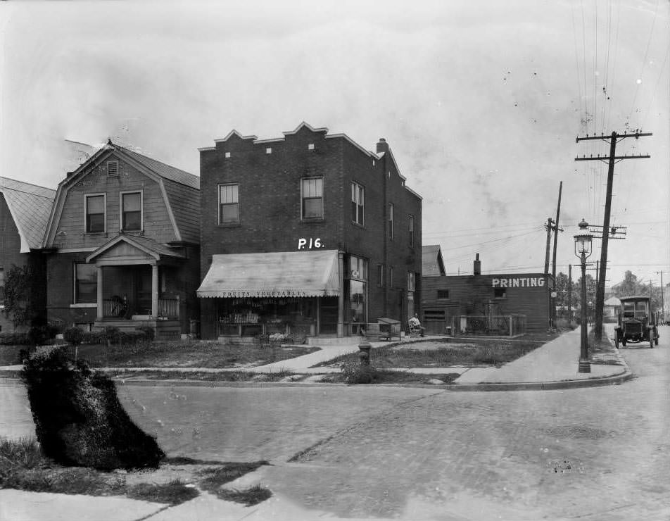 View of a home and business on the 4900 block of Claxton Avenue at the intersection of Lilian Avenue in the Walnut Park neighborhood, 1931