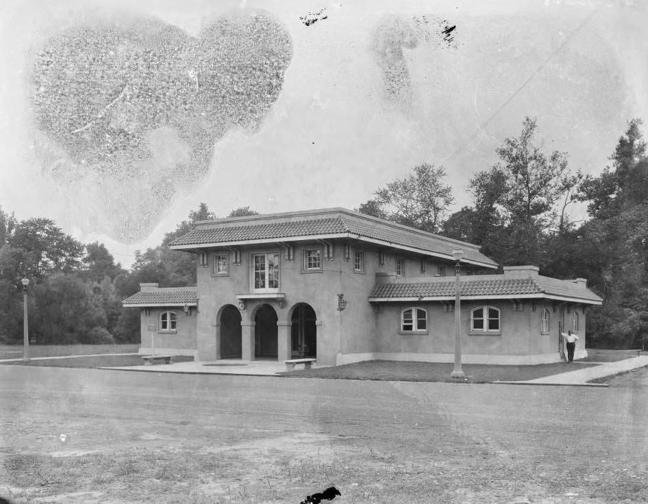 Exterior view of Park Guards’ Headquarters at Forest Park, 1931