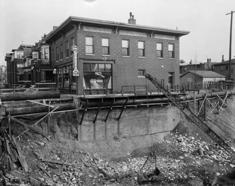 Kingsbury Pharmacy at 5958 Kingsbury in University City prior to collapse, 1931