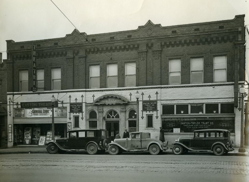 Exterior shot of Easton building during crime scene, 1930.