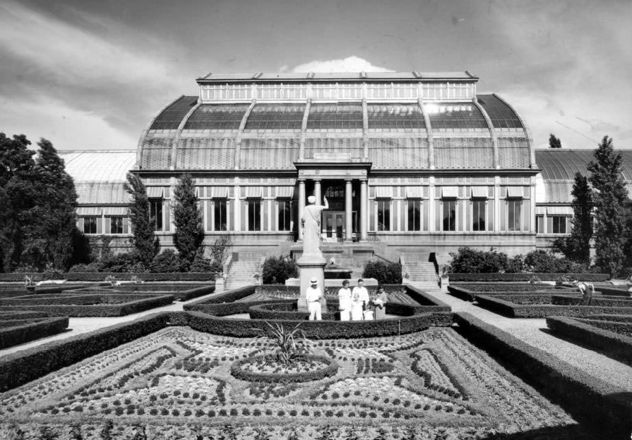 Missouri Botanical Gardens, gifted to the city by Henry Shaw, 1859