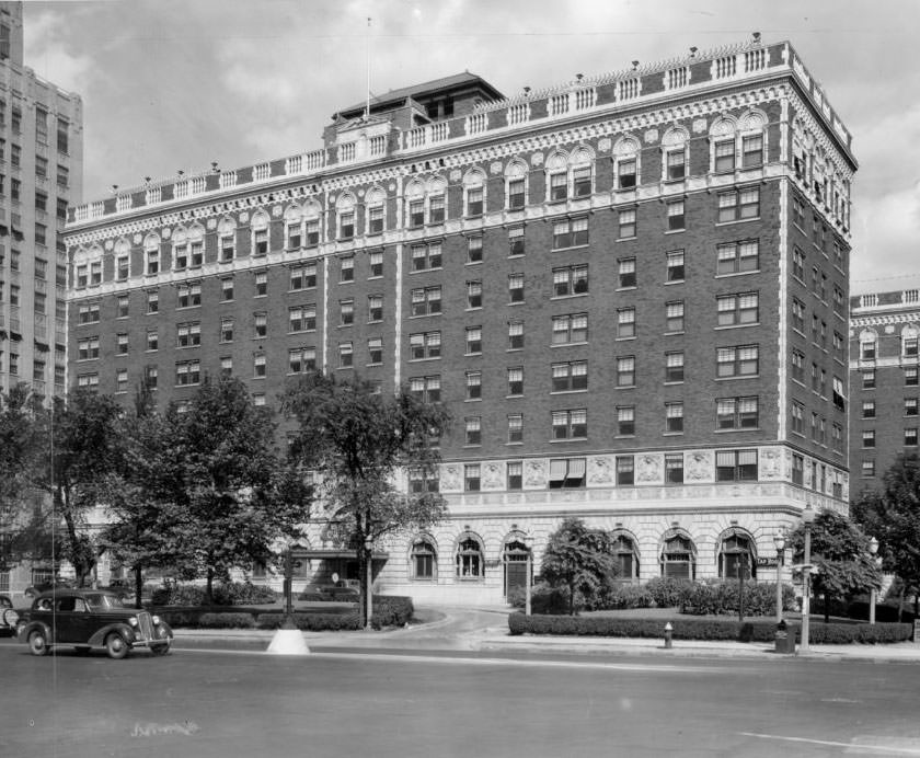 Chase Park Plaza Hotel in St Louis, Missouri, 1930