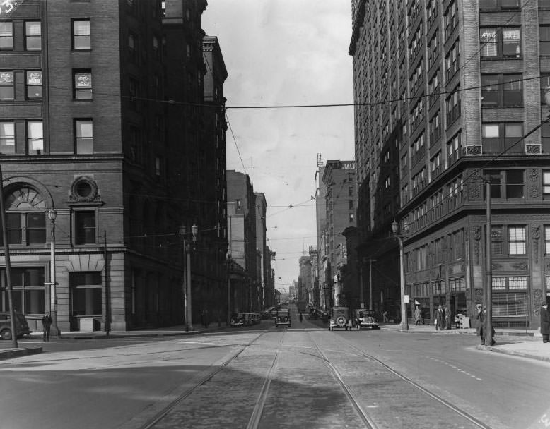 "Traffic Jam" in the gay 1860s in St. Louis, showing traffic congestion on Fourth street.