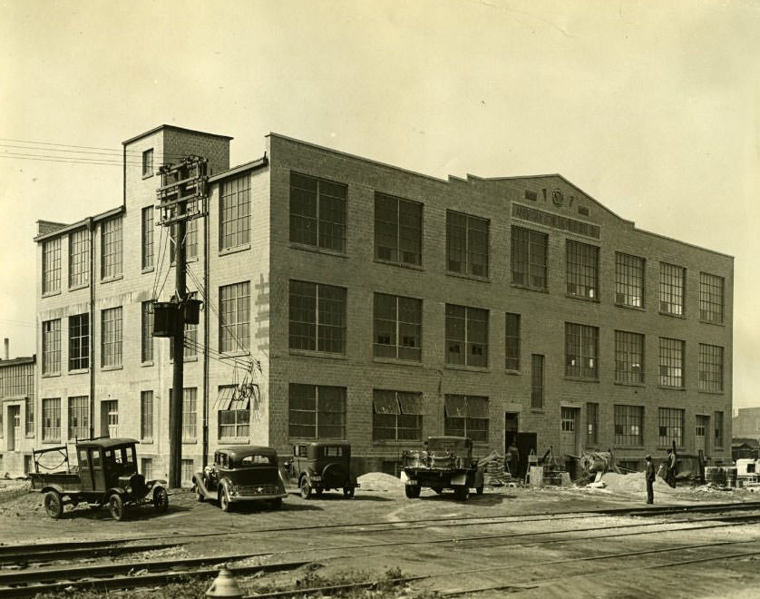 American Cone and Pretzel Company building a new plant at 2436 South First street, 1930