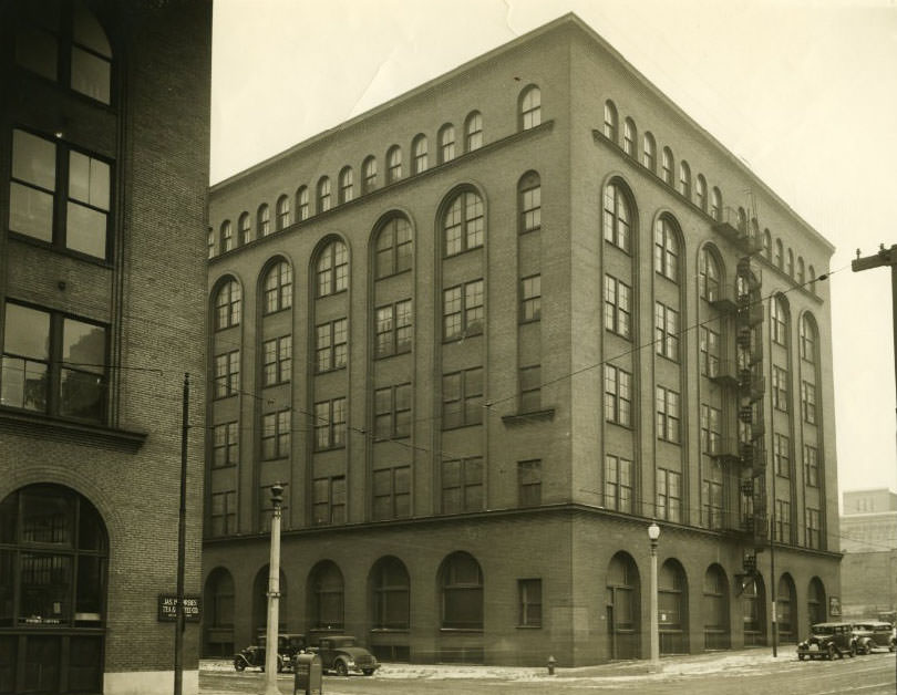 The Beacon Paper Company leased a building on Second street from Washington University, owner of the site, 1930