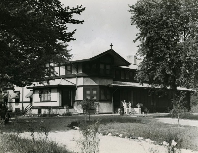 Main building of Cenacle Convent, where women make three-day retreats from St. Louis and surrounding states, 1930