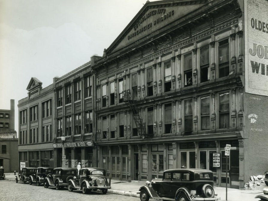 Bardenheier Building at 214 Market Street, a memorial to Bacchus, had stocks of wine and liquor on three floors and in a commodious cellar, 1930