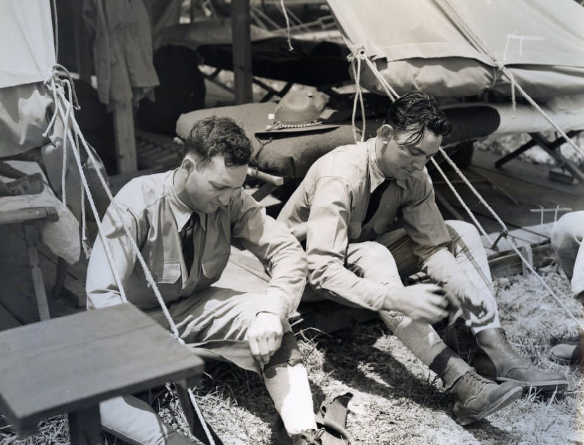 Students of Military Training Camp, rationing equipment, 1930