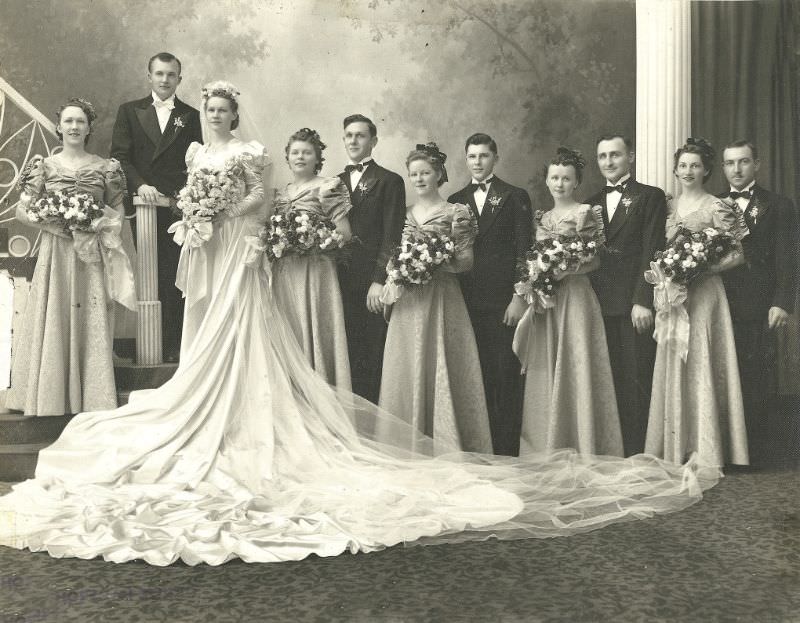 The 1930s Wedding Dresses and their Timeless Styles - A Pictorial Walk Down the Aisle