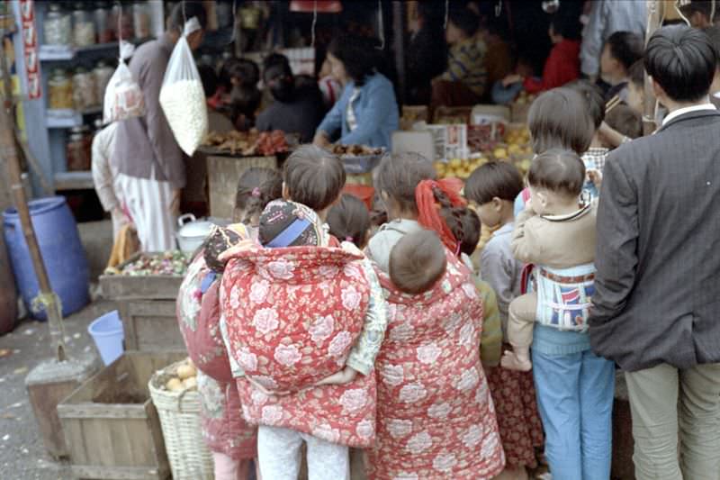 Market, Hong Kong, 1972