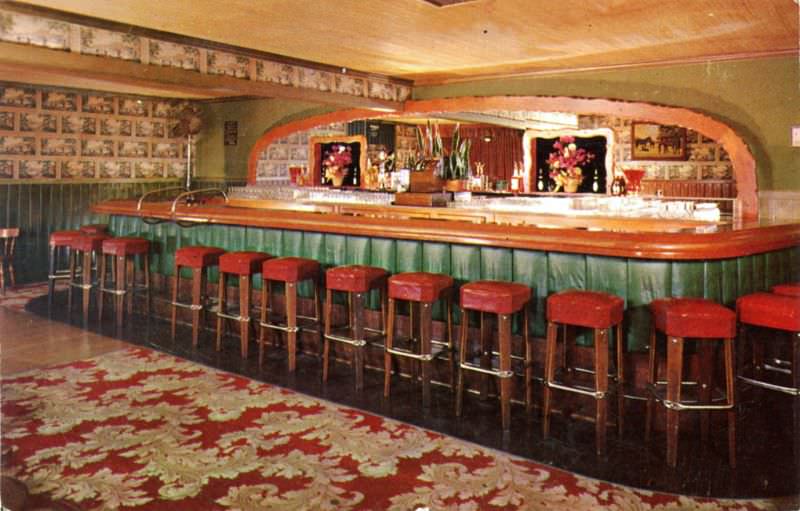 Colonial Inn's Cocktail Lounge, Santa Cruz, California