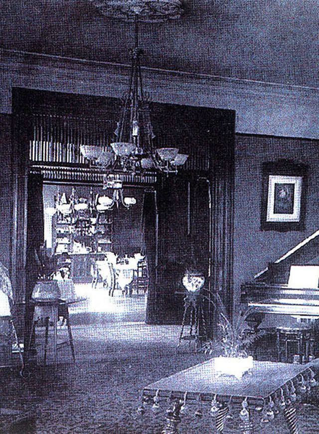 Pullman Hotel Parlor, Chicago, 1880s