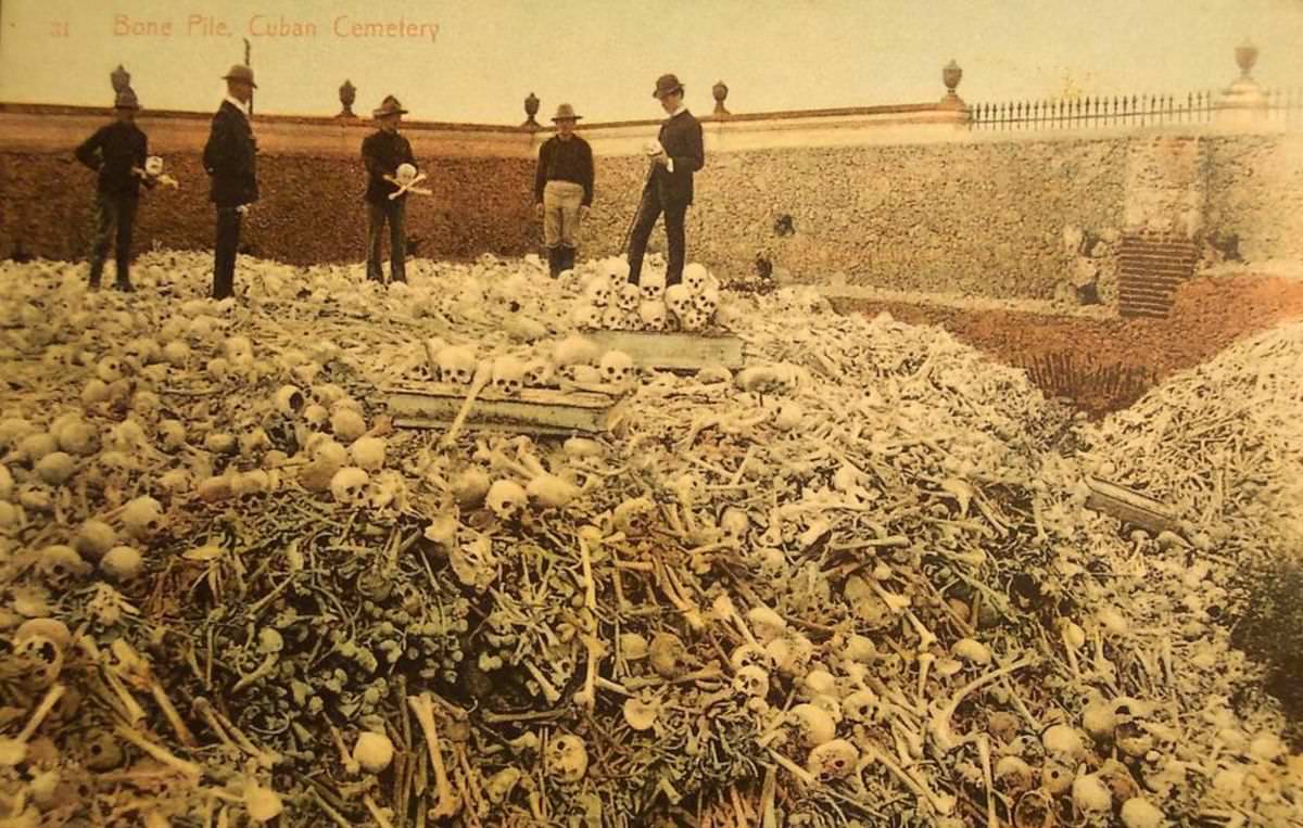 American Soldiers Playing with Human Skulls in Colon Cemetery in Havana, 1900s