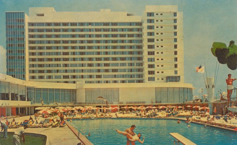Deauville Hotel, Miami Beach