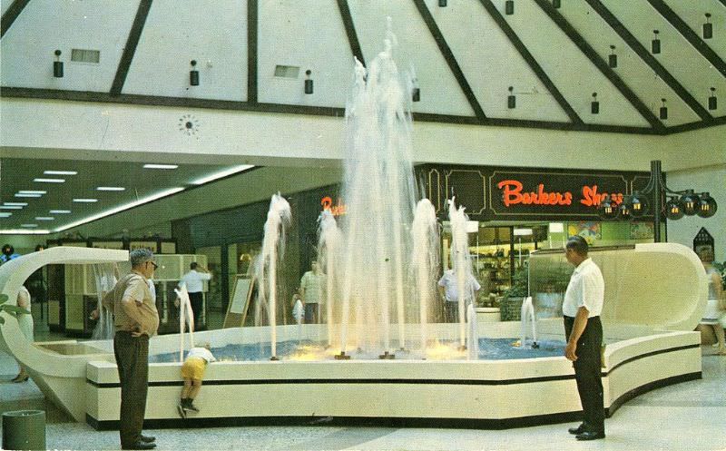 Mall Fountain, Dubuque, Iowa