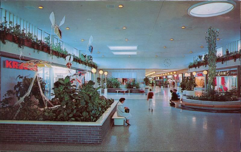 West Court, Westland Center, Wayne, Michigan