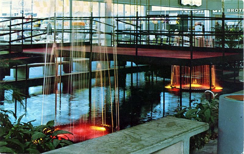 Fountains & Bridge, The Mall, Horseheads, New York