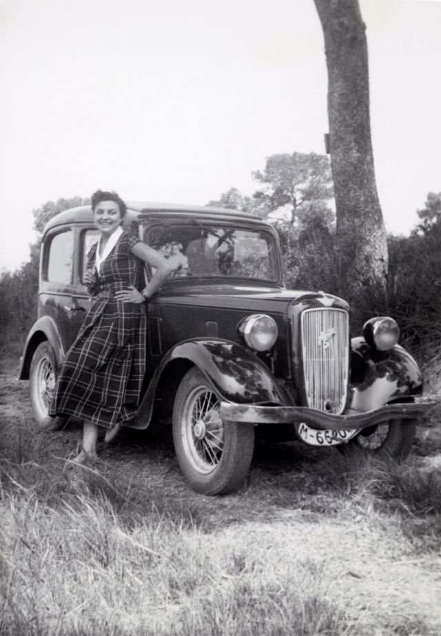 Austin 7 "New Ruby" Saloon registered in the city of Madrid, 1935.