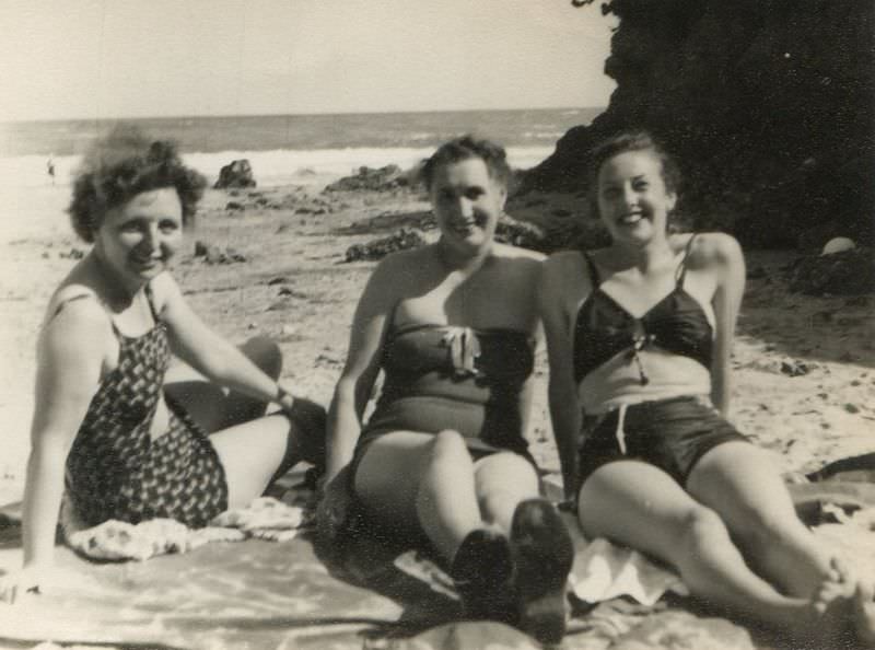 Beach Life in the 1940s Through These Fascinating Vintage Photos