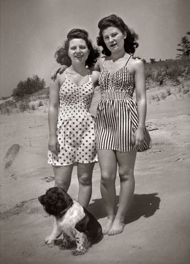 Beach Life in the 1940s Through These Fascinating Vintage Photos