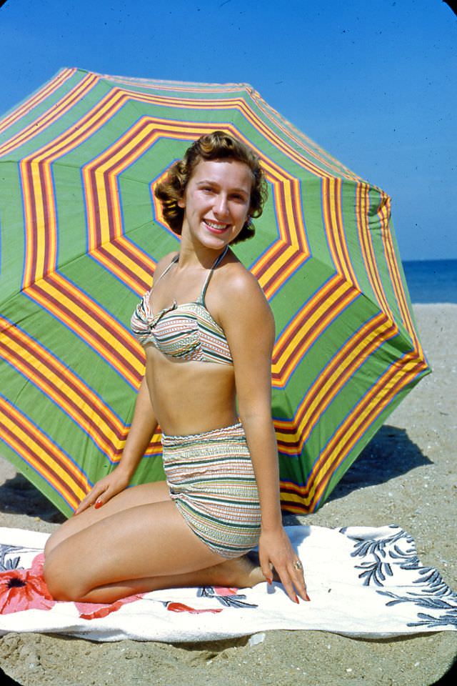 Beach Life in the 1940s Through These Fascinating Vintage Photos