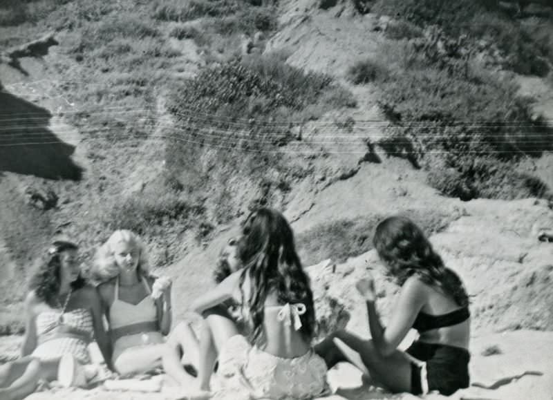 Beach Life in the 1940s Through These Fascinating Vintage Photos