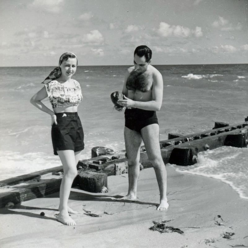 Beach Life in the 1940s Through These Fascinating Vintage Photos