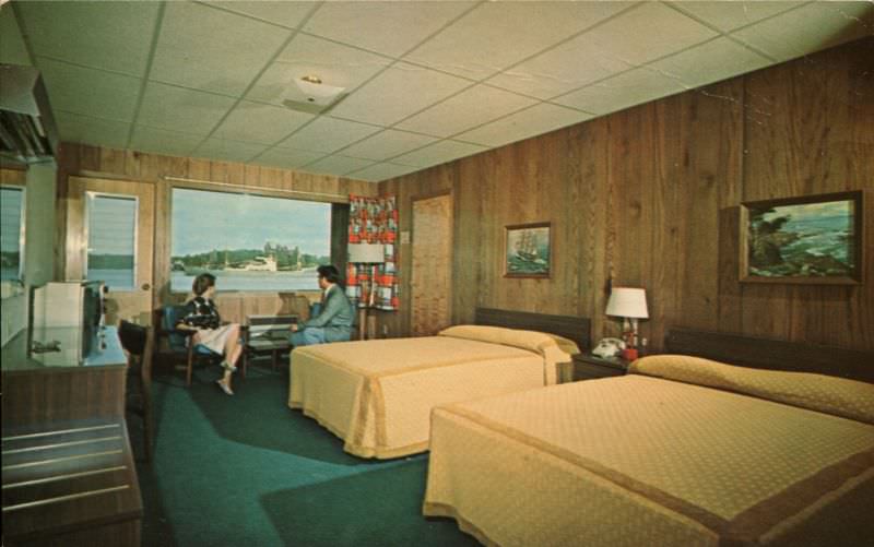 Captain Thomson's Motor Lodge, Alexandria Bay, New York