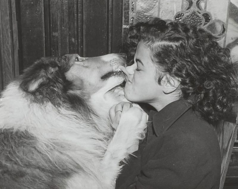 The Timeless Bond: Children and Animals in Vintage Pictures