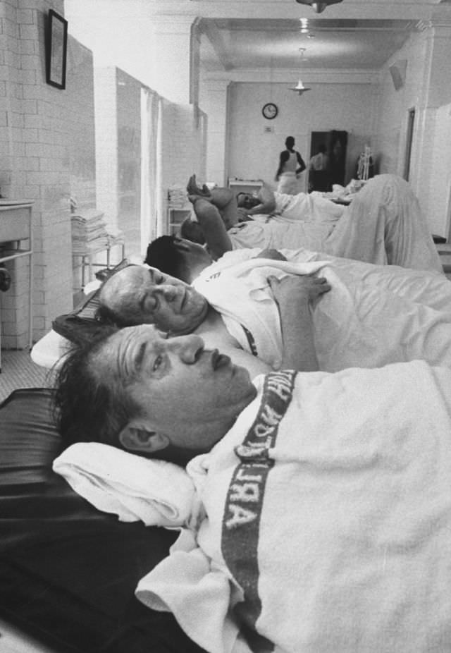 Henry Youngman drying out after steam bath in Hot Springs, Arkansas, 1960.