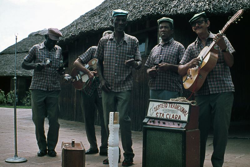 Group of traditional musicians 'Septeto Tradicional de Santa Clara'