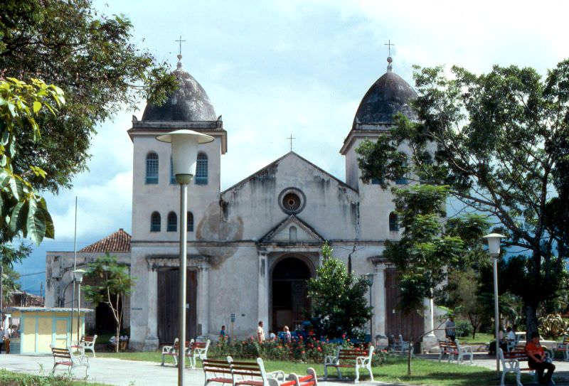 Holguín, 1985