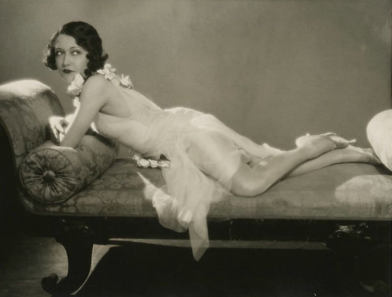 Dorothy Sebastian: The Jazz Age Beauty Through the Lens of Ruth Harriet Louise