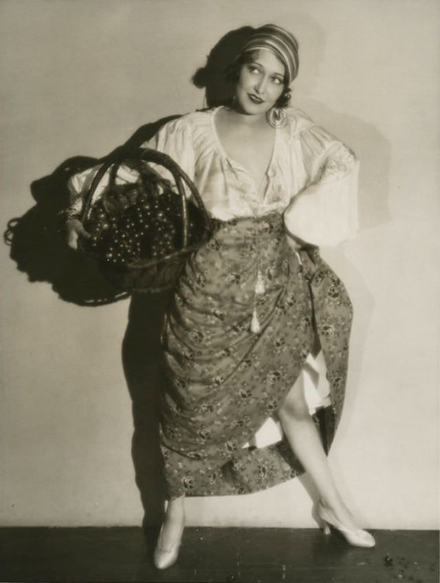 Dorothy Sebastian: The Jazz Age Beauty Through the Lens of Ruth Harriet Louise