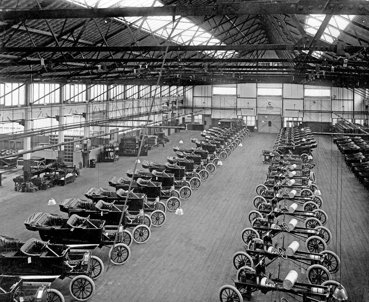 Ford's Revolutionary Assembly Lines of the 1910s and 1920s
