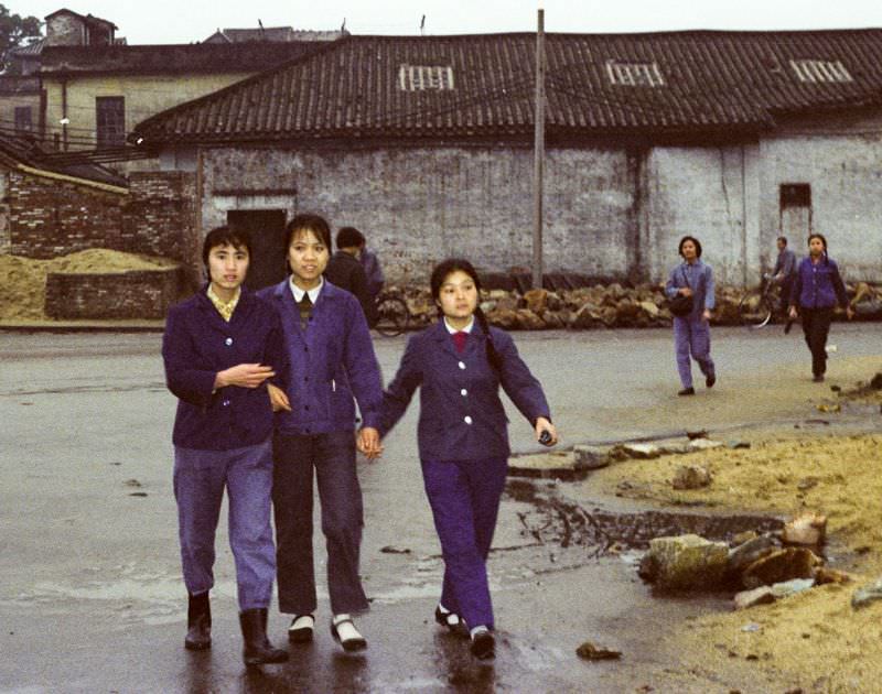 Guangzhou girls, 1978