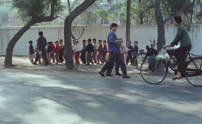 Guangzhou street scenes, 1978