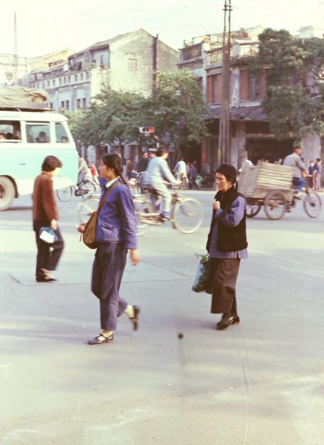 Guangzhou street scenes, 1978