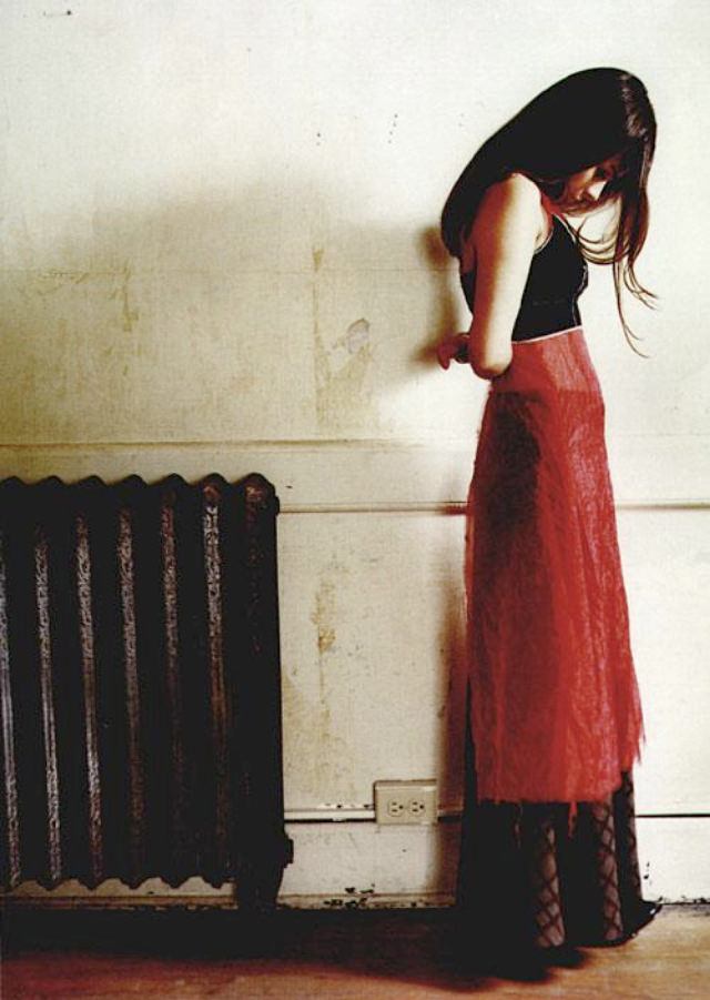 Fabulous Photos of Hope Sandoval of Mazzy Star in the 1990s